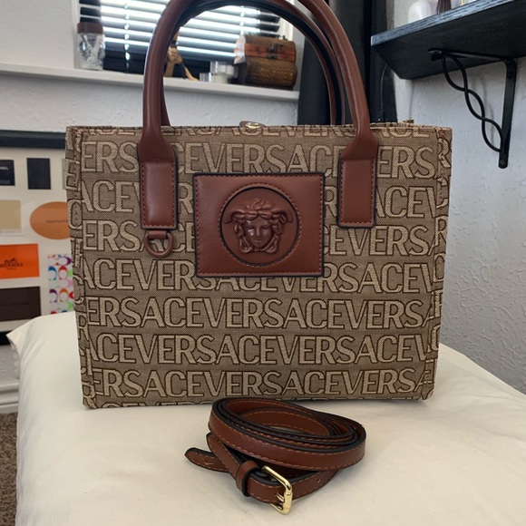 unbranded Handbags - NEW! Tan and Brown Logo Handbag